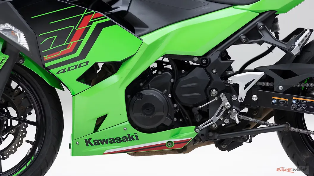 Kawasaki Ninja 400 Engine Cowl Image – BikeWale