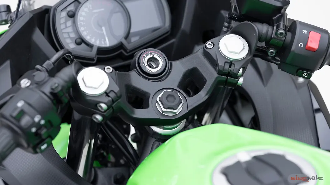 Kawasaki Ninja 400 Fuel Tank Image BikeWale