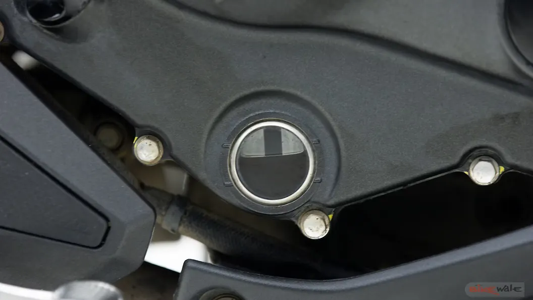 Kawasaki Versys 650 Engine Oil Level Indicator Image BikeWale