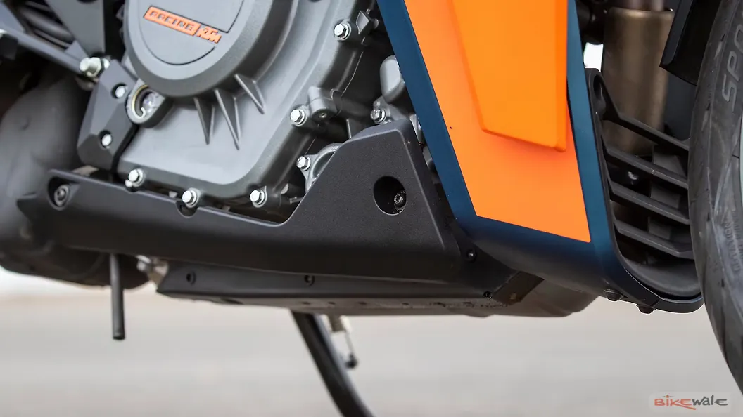 KTM RC 390 Engine Crash Guard Image BikeWale