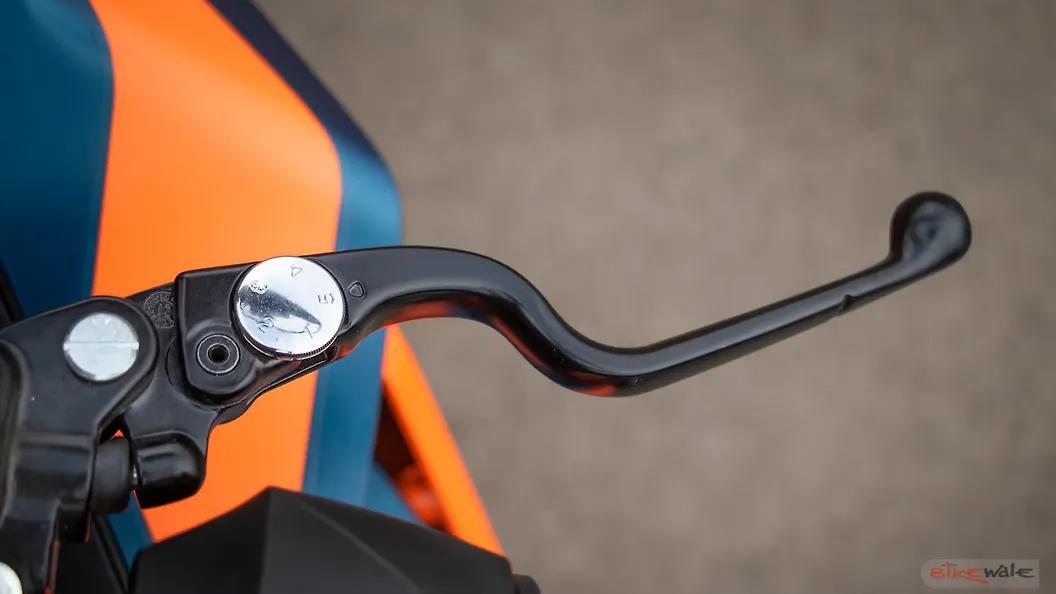 KTM RC 390 Gear Lever Adjustment Image BikeWale