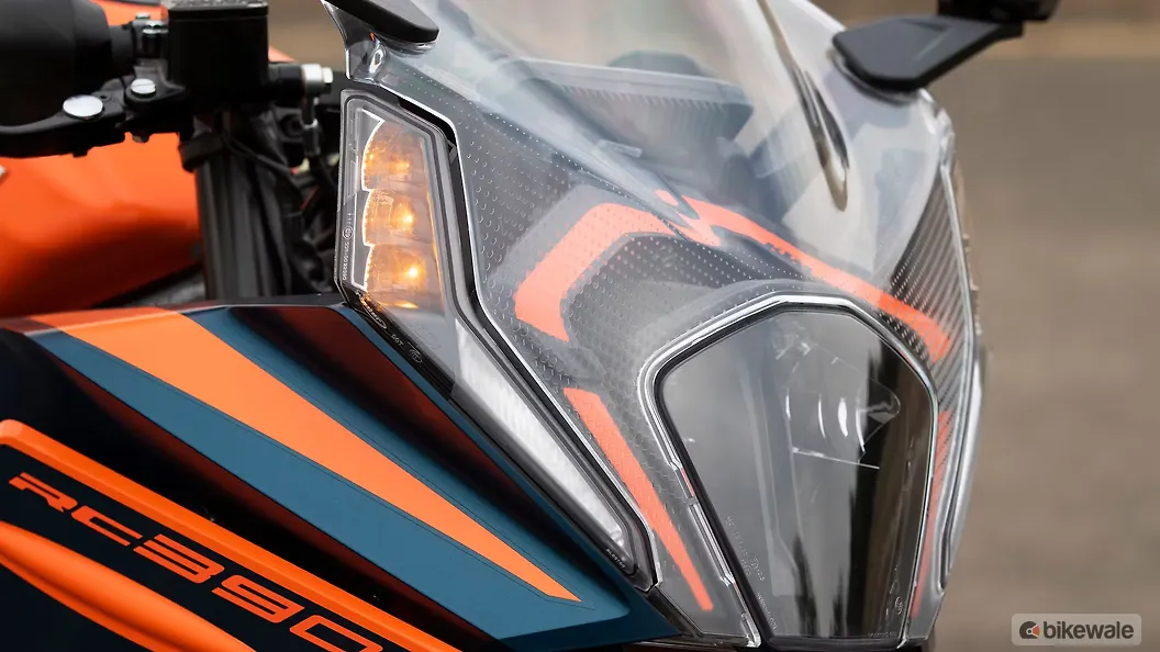 KTM RC 390 Daytime Running Lamp Image BikeWale