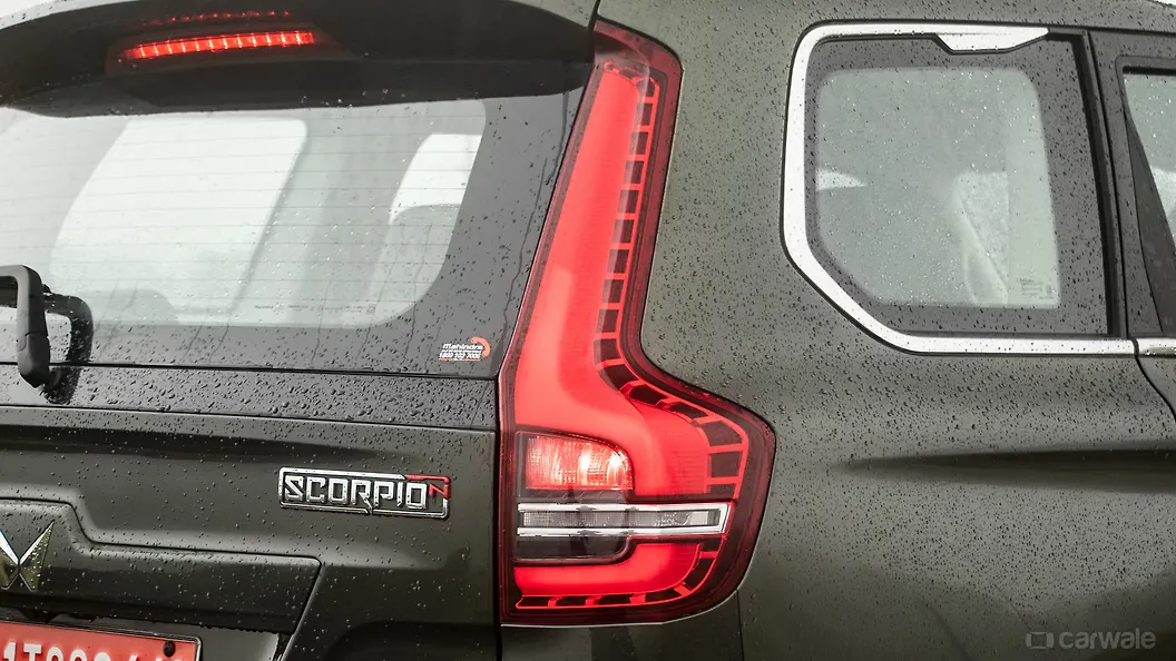 ScorpioN Tail Light/Tail Lamp Image, ScorpioN Photos in India CarWale