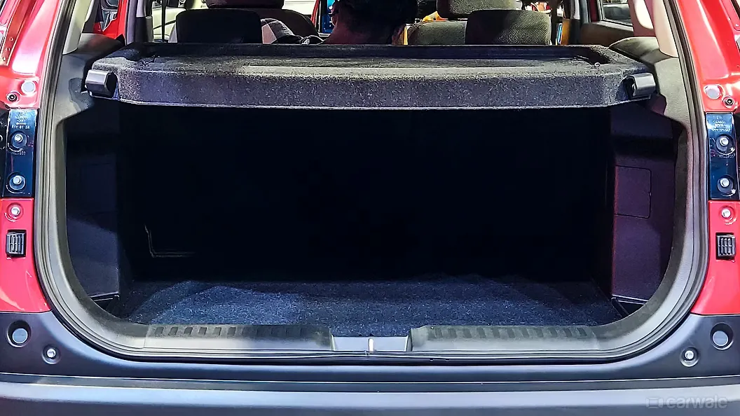 Brezza Open Boot/Trunk Image, Brezza Photos in India CarWale