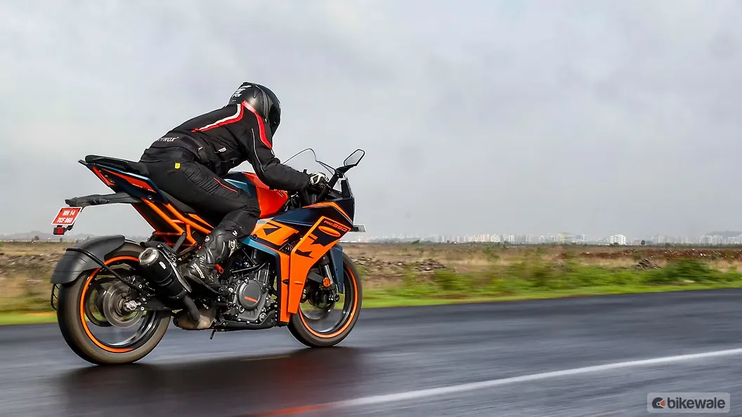 KTM RC 390 Rear View Image – BikeWale