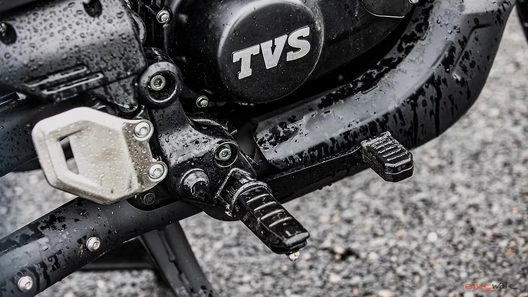 TVS Ronin Gear Shift Lever Image BikeWale