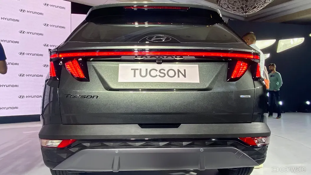 Tucson Rear View Image, Tucson Photos in India - CarWale