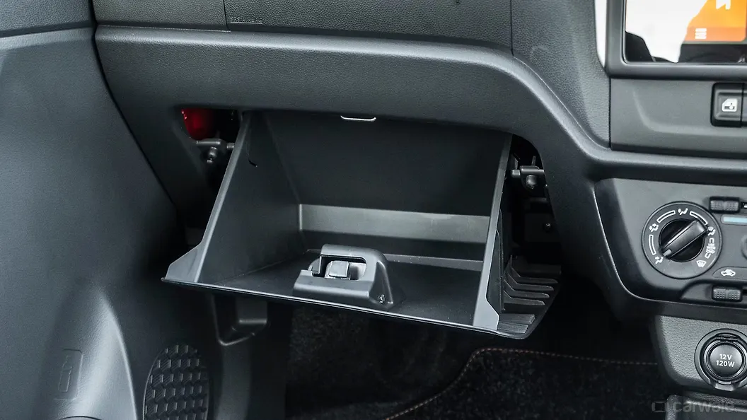 Alto K10 Glove Box Image, Alto K10 Photos in India CarWale