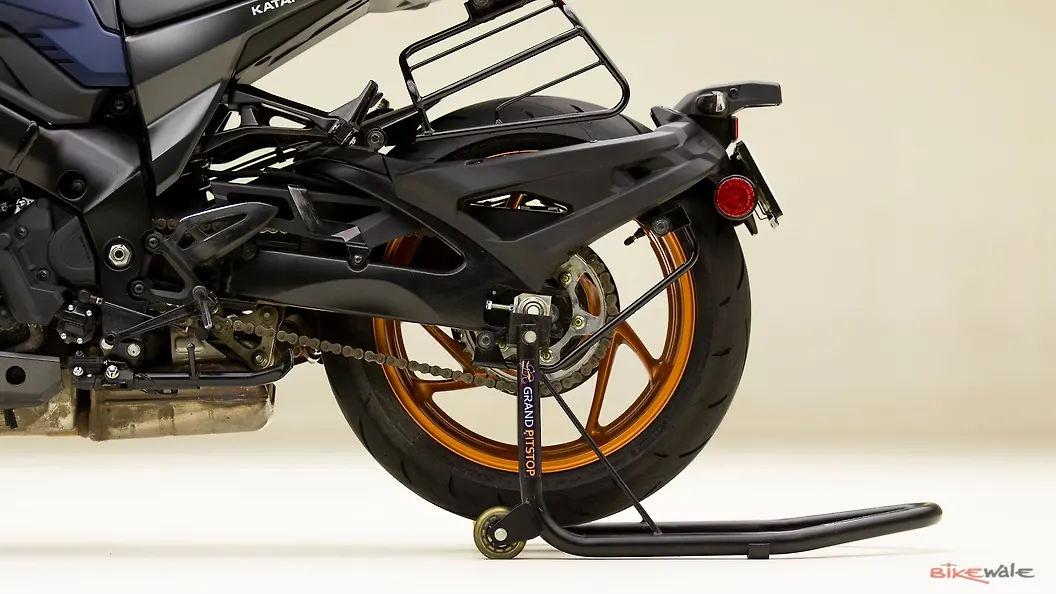 Suzuki Katana Drive Chain and Sprocket Image – BikeWale