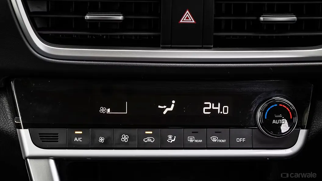 Seltos AC Controls Image, Seltos Photos in India CarWale