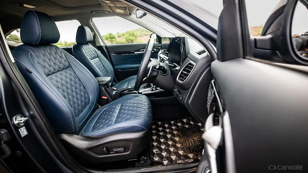 Seltos Front Row Seats Image, Seltos Photos in India CarWale