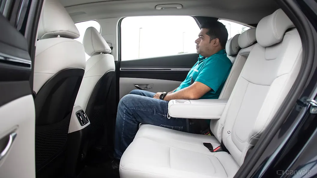 Tucson Rear Seats Image, Tucson Photos in India CarWale