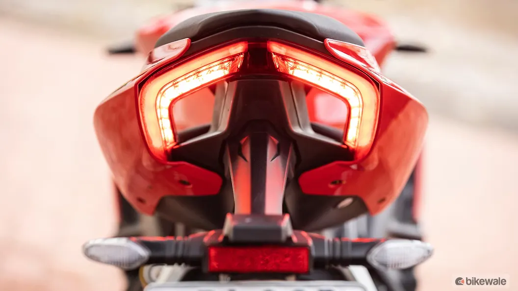 Ducati Streetfighter V2 Number Plate Lamp Image BikeWale