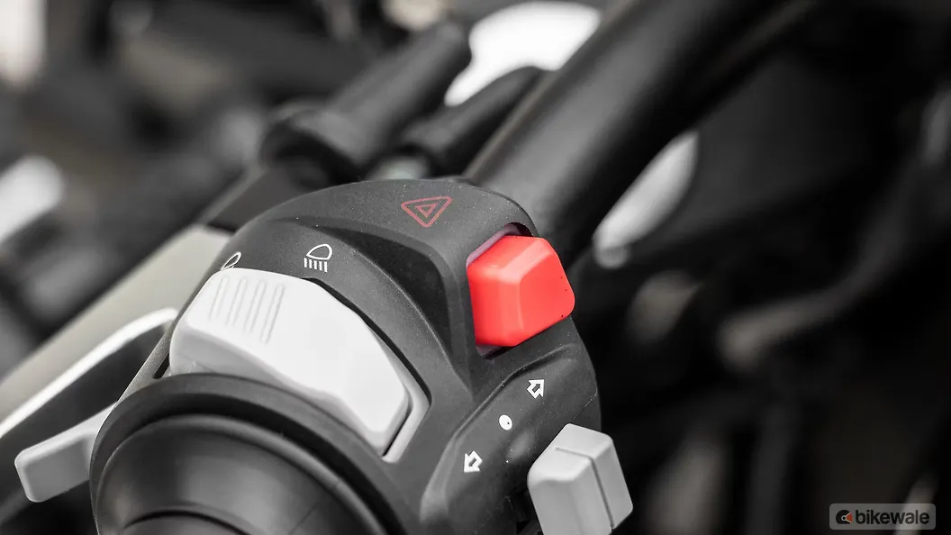 Keeway V302C High Beam Low Beam Switch Image BikeWale