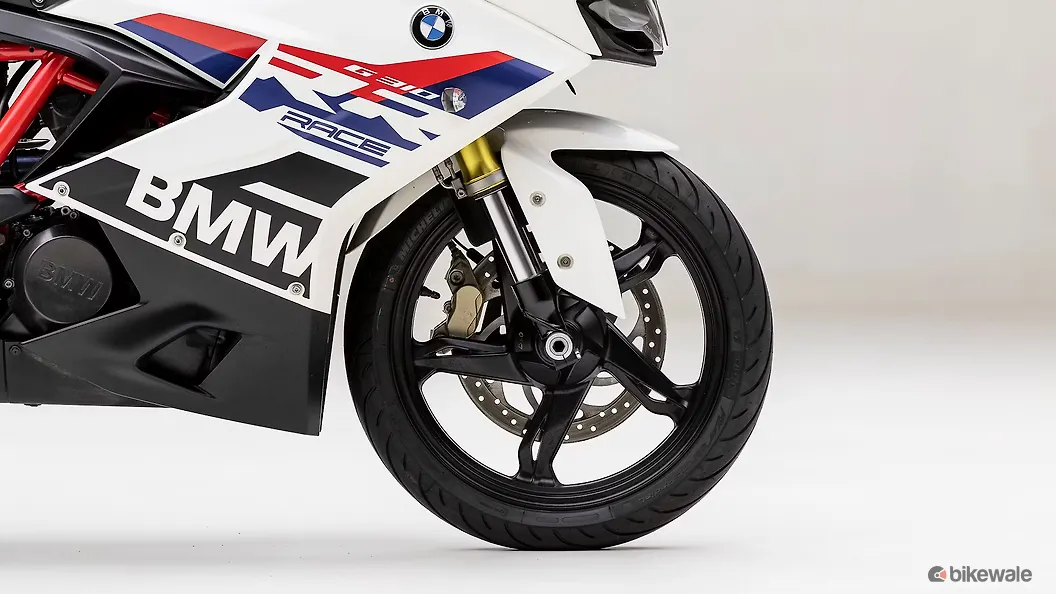 BMW G310 RR Front Brake Fluid Reservoir Image – BikeWale