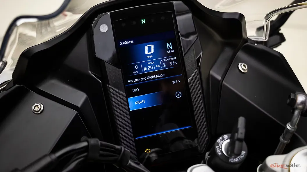 BMW G310 RR TFT / Instrument Cluster Image – BikeWale