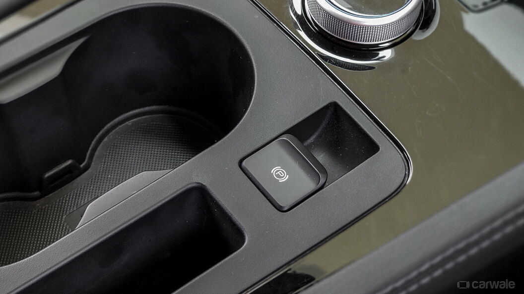 BYD e6 Cup Holders