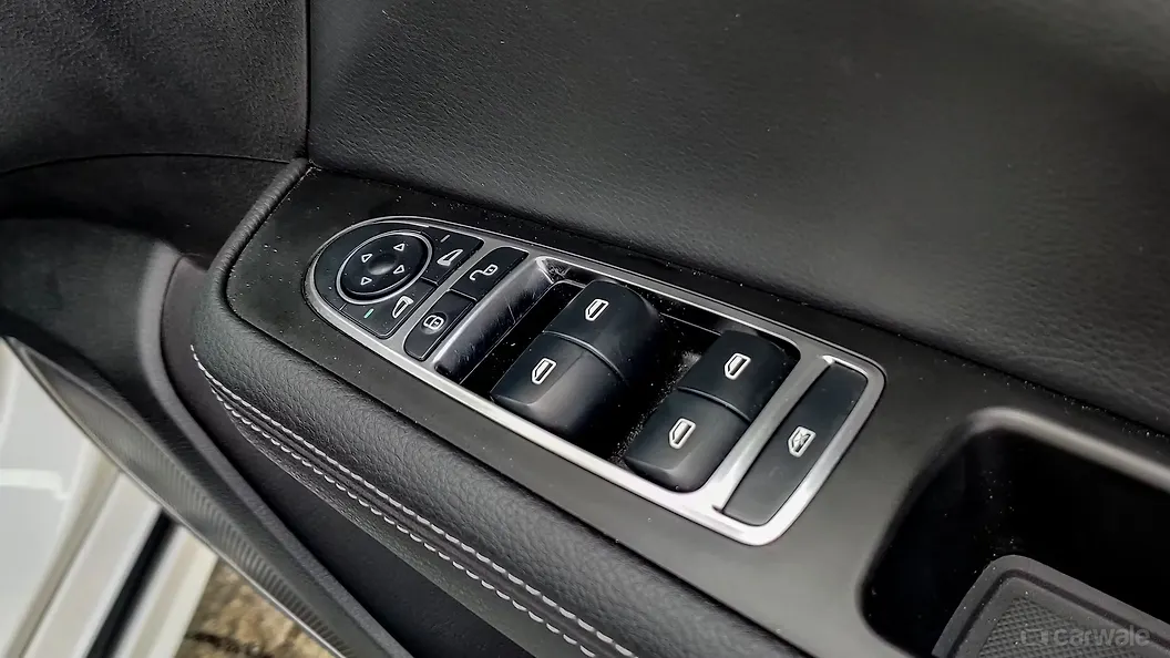 e6 Front Driver Power Window Switches Image, e6 Photos in India CarWale