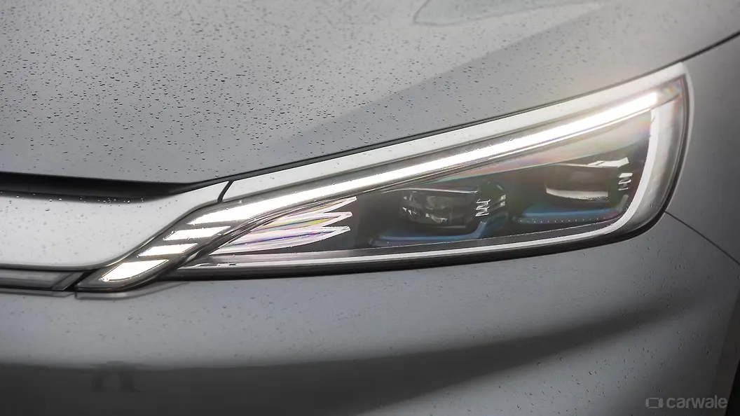 Atto 3 Daytime Running Lamp (DRL) Image, Atto 3 Photos in India CarWale