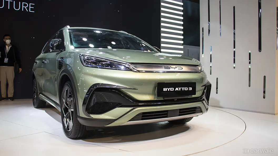 BYD Atto 3 Right Front Three Quarter