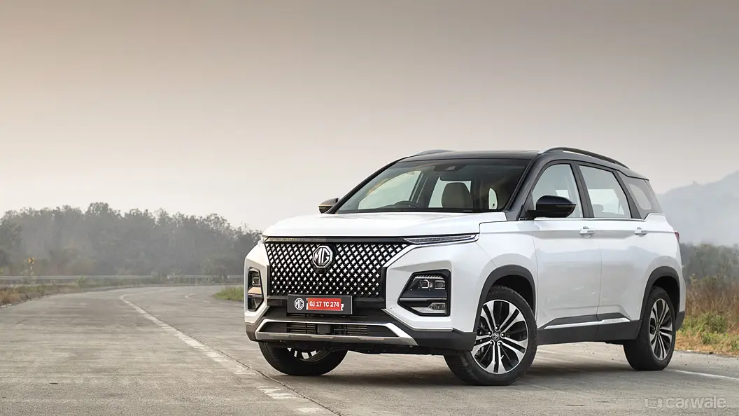 MG Hector Left Front Three Quarter