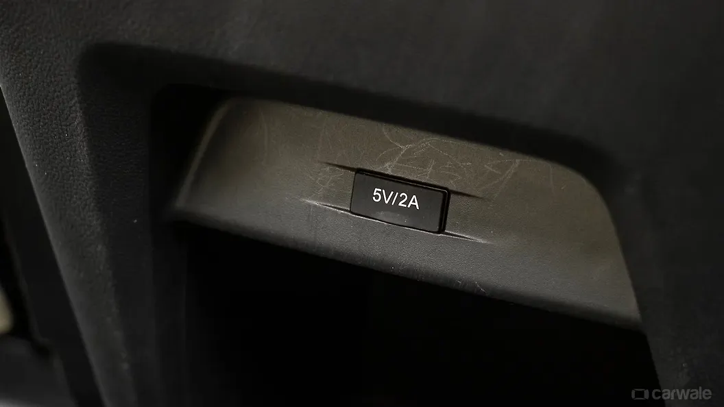 Hector Rear Row Charging Point Image, Hector Photos in India CarWale