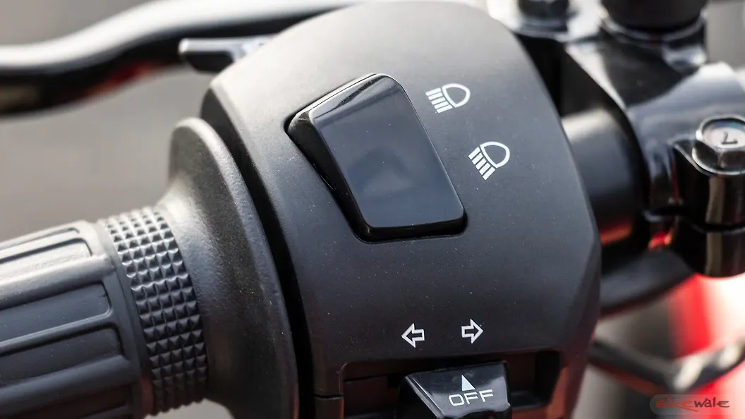 Kawasaki W175 High Beam Low Beam Switch Image BikeWale