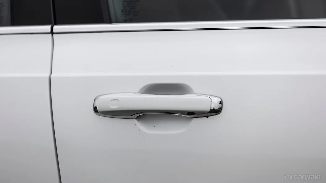 XC90 Front Door Handle Image, XC90 Photos in India CarWale