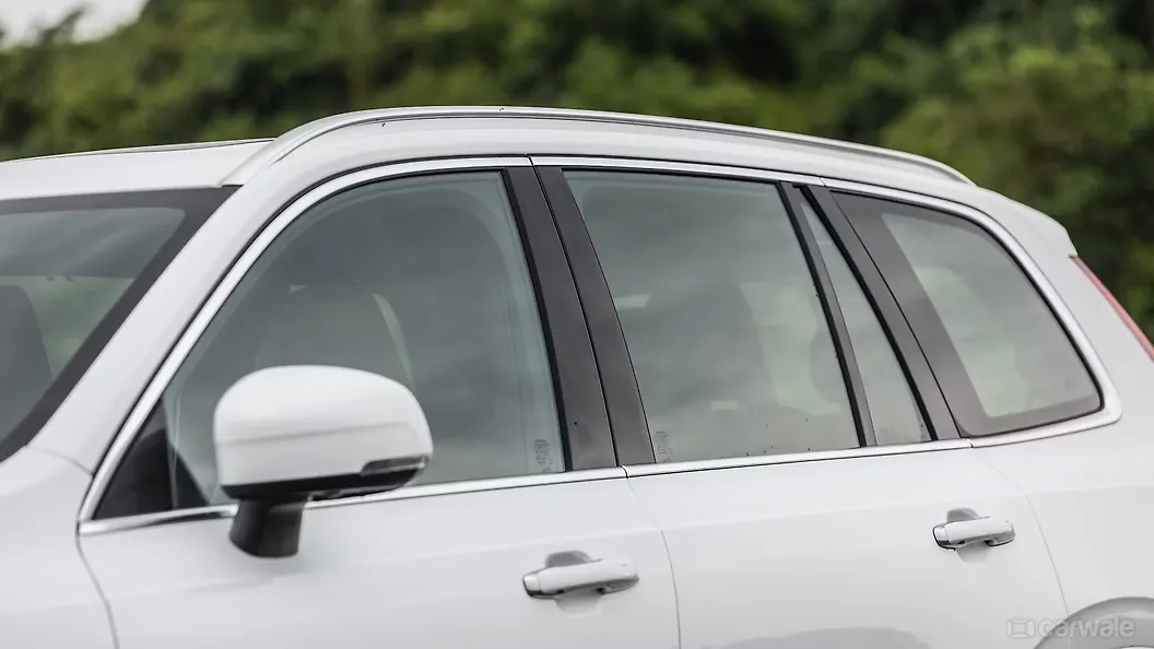 XC90 Side Glass Housing Image, XC90 Photos in India CarWale