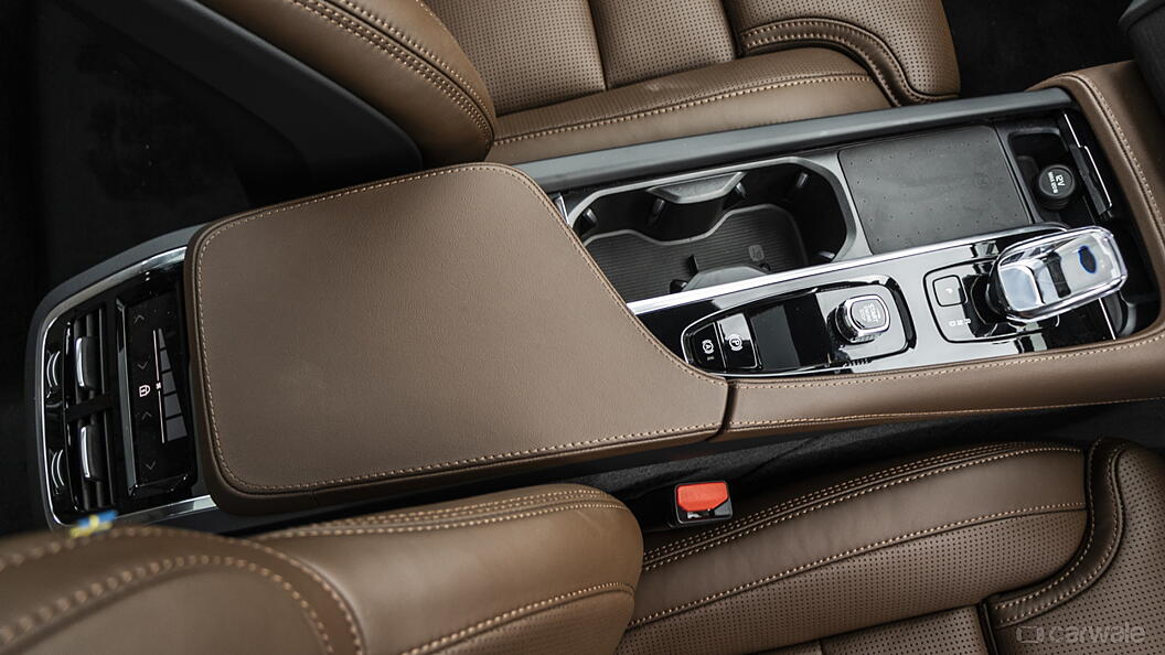 XC90 Center Console/Centre Console Storage Image, XC90 Photos in India