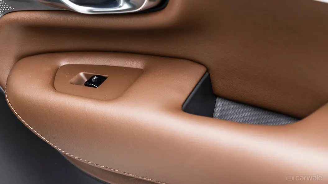 XC90 Rear Power Window Switches Image, XC90 Photos in India CarWale