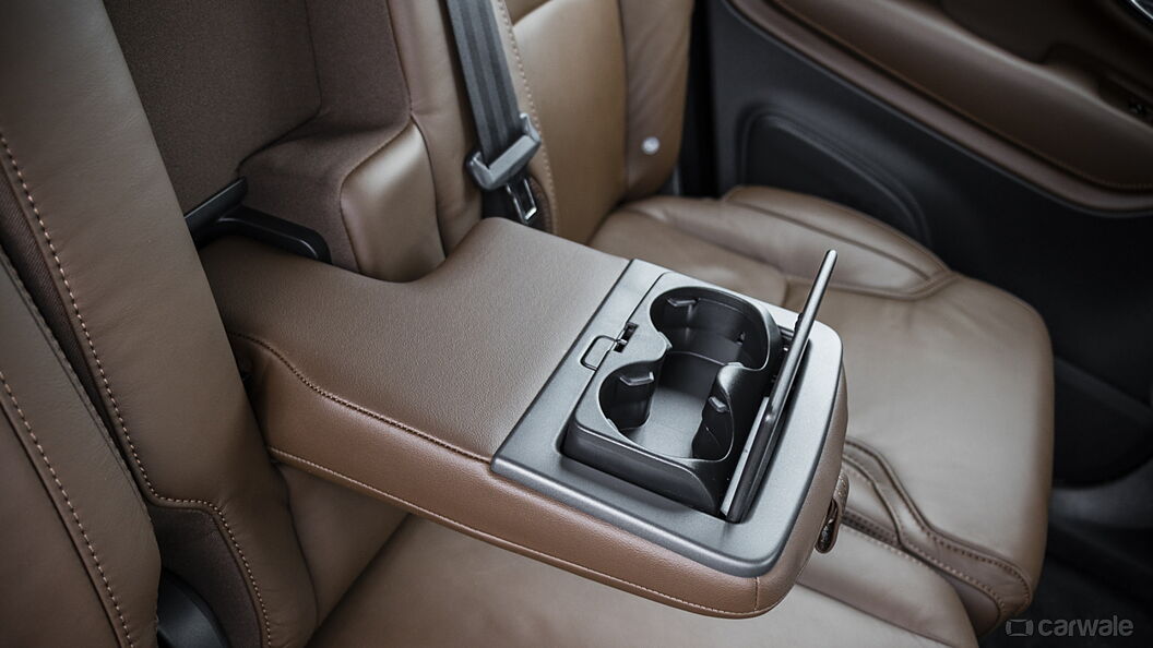 Volvo XC90 Second Row Cup Holders