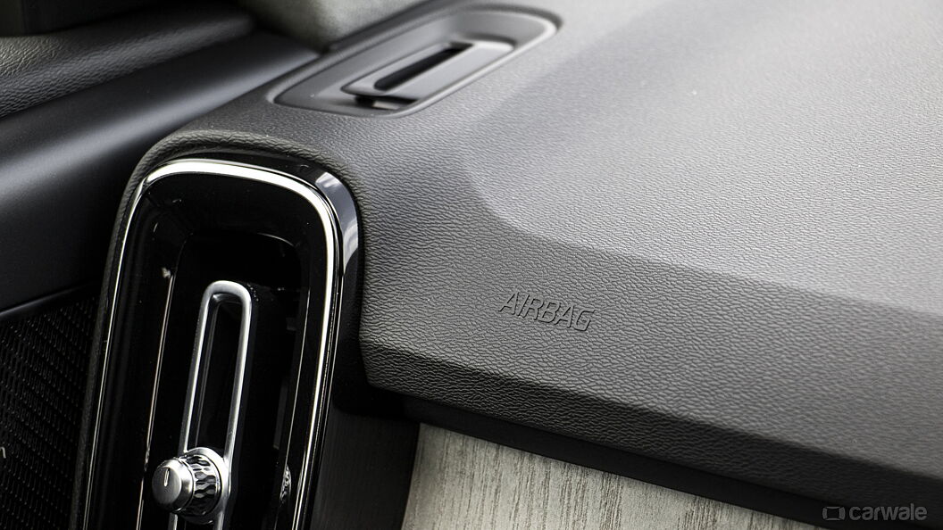 Volvo XC40 Front Passenger Airbag