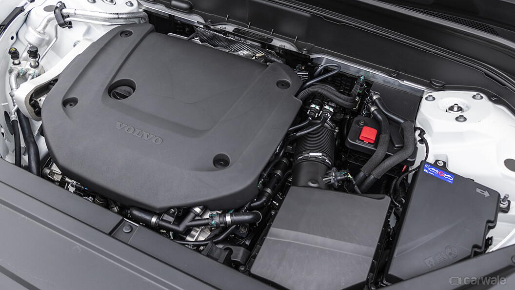 XC90 Engine Shot Image, XC90 Photos in India - CarWale