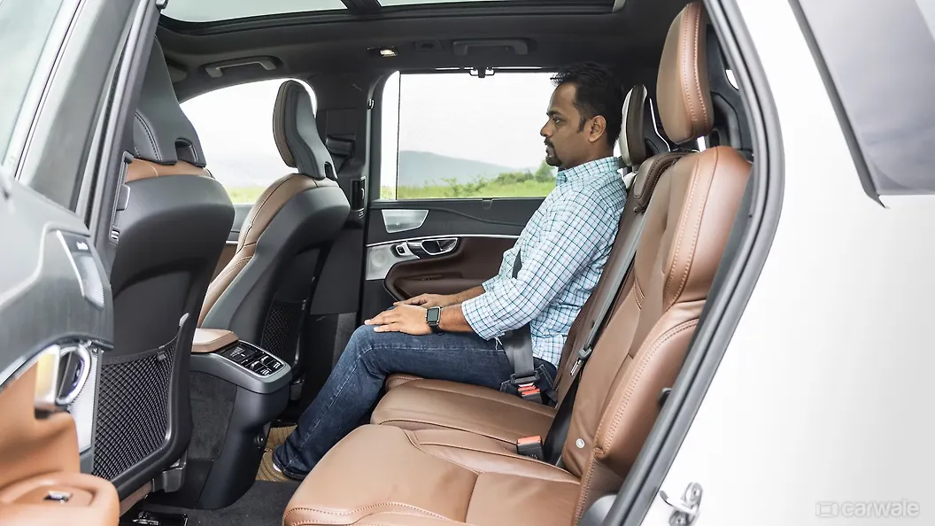 XC90 Second Row Seats Image, XC90 Photos in India CarWale