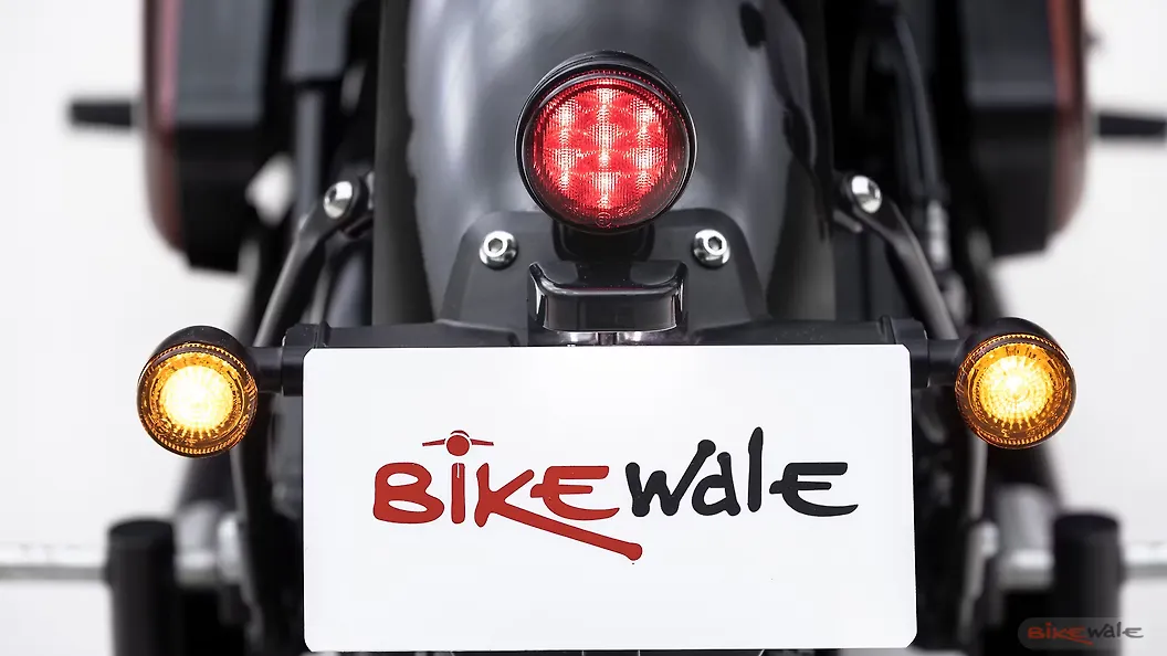 Jawa 42 Bobber Silencer/Muffler Image BikeWale