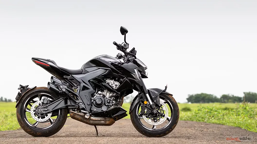 Zontes 350R Rear View Image – BikeWale