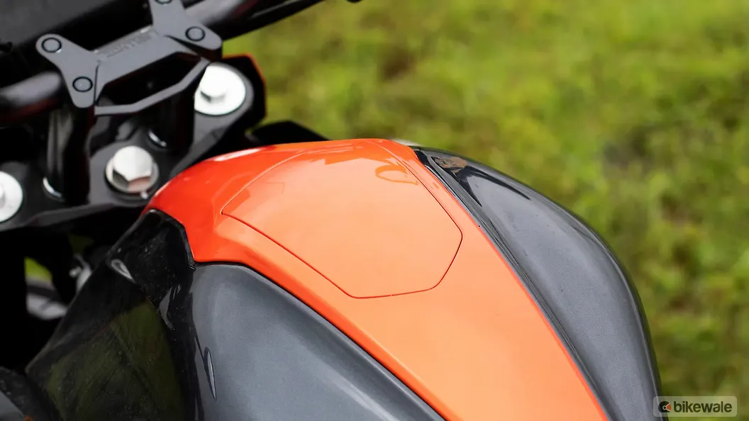 Zontes 350T Front Brake Fluid Reservoir Image BikeWale