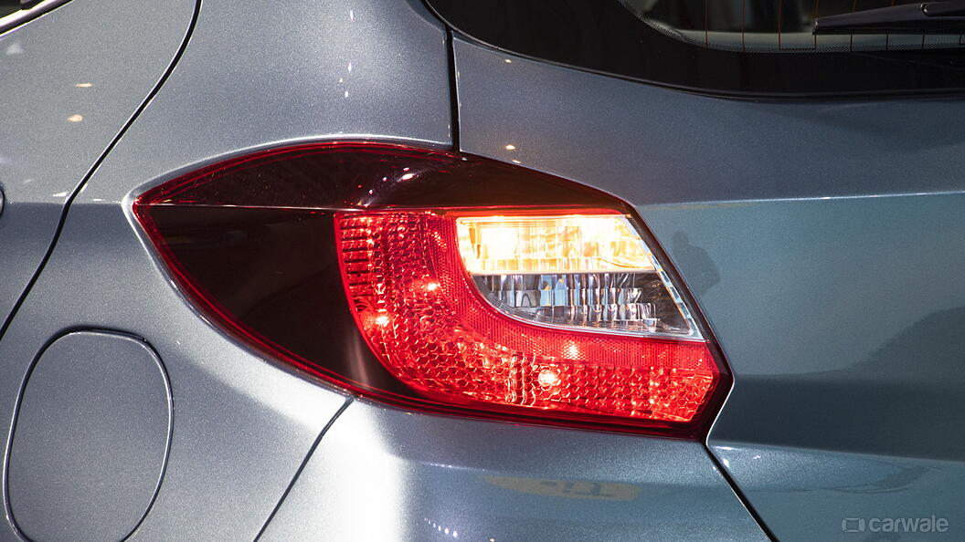 Tiago Ev Tail Light Tail Lamp Image, Tiago Ev Photos In India - Carwale