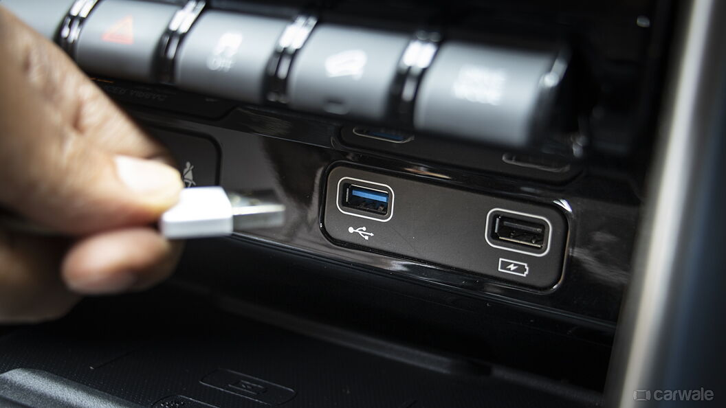 Mahindra Scorpio N USB Port/AUX/Power Socket/Wireless Charging