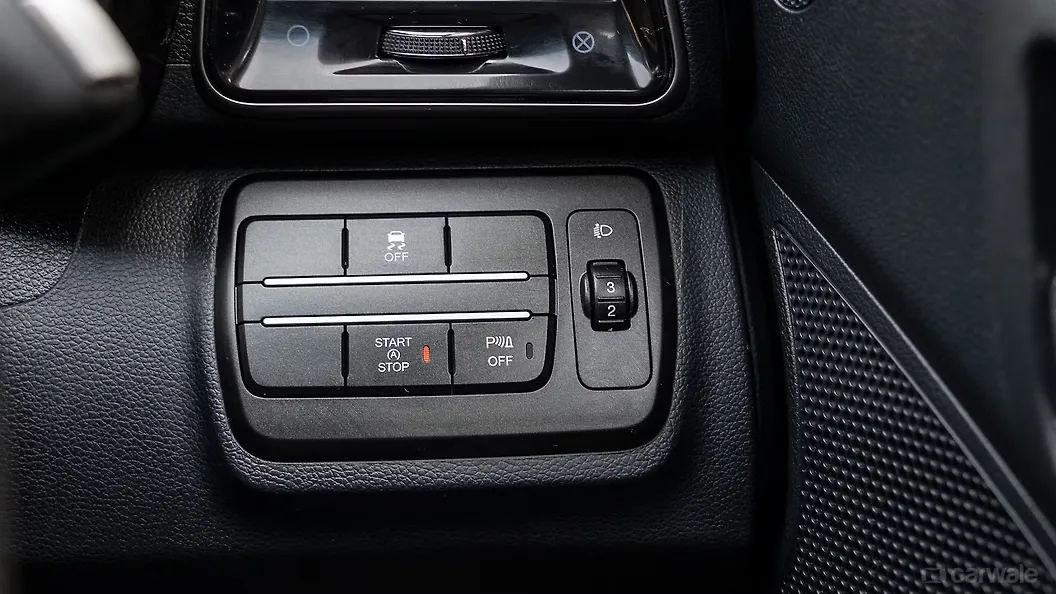 XUV300 TurboSport Dashboard Switches Image, XUV300 TurboSport Photos in