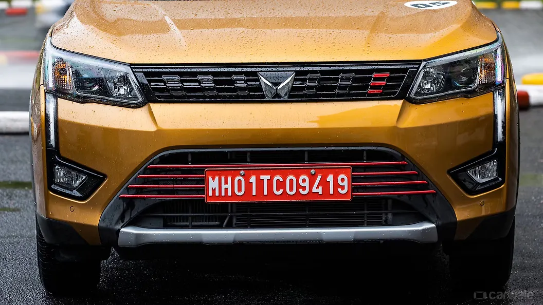 XUV300 TurboSport Front View Image, XUV300 TurboSport Photos in India