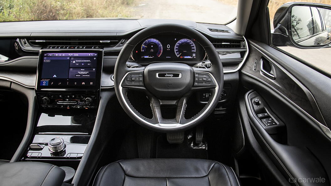 Grand Cherokee Steering Wheel Image, Grand Cherokee Photos in India ...