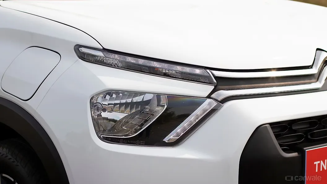 eC3 Headlight Image, eC3 Photos in India - CarWale