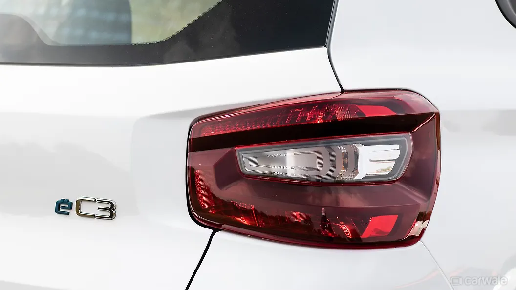 eC3 Tail Light/Tail Lamp Image, eC3 Photos in India CarWale