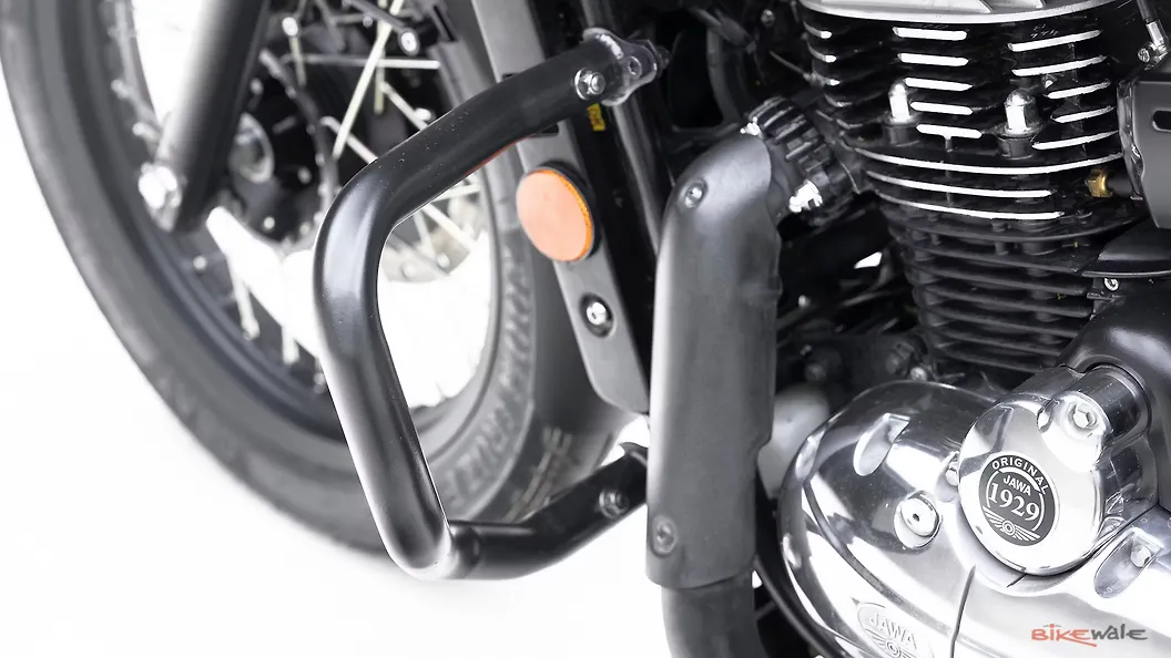 Jawa 42 Bobber Engine Oil Level Indicator Image BikeWale