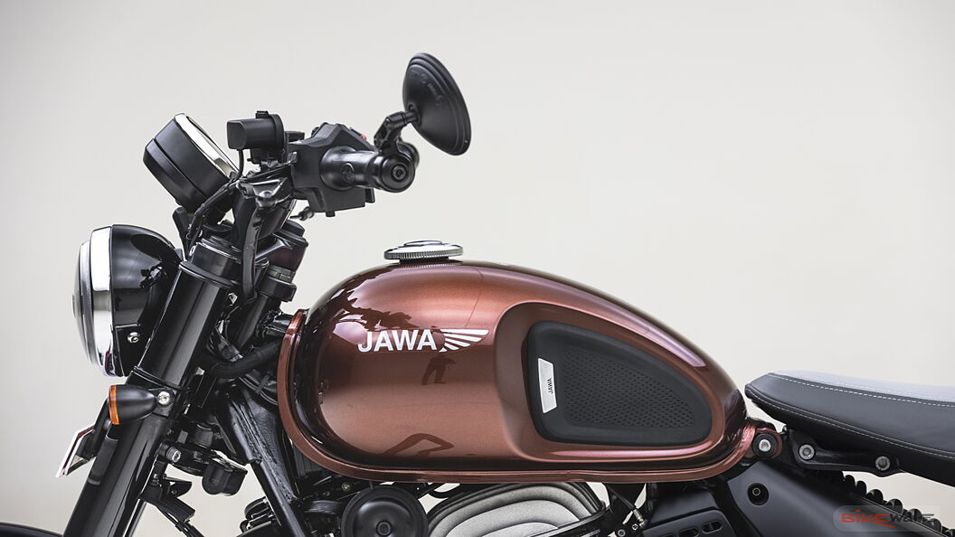 Images of Jawa 42 Bobber  Photos of 42 Bobber - BikeWale