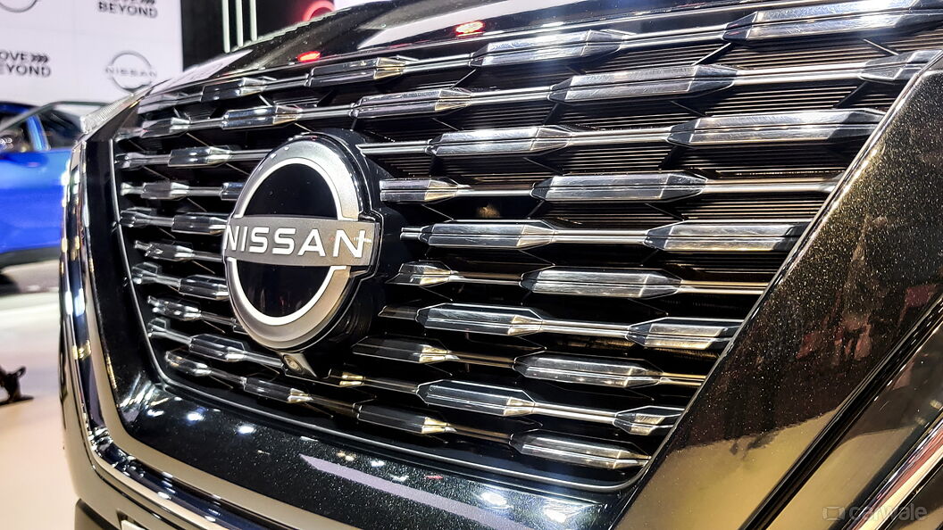 Nissan X-Trail Grille