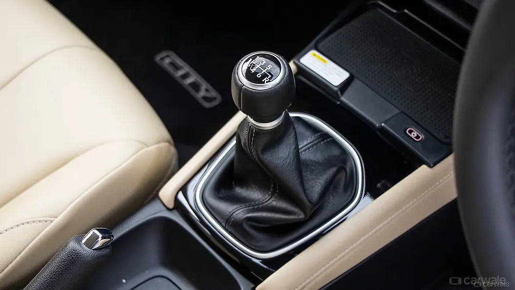 होंडा सिटी गियर शिफ़्टर / गियर शिफ़्टर स्टॉक