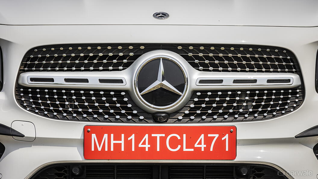 Mercedes-Benz GLB Front Logo